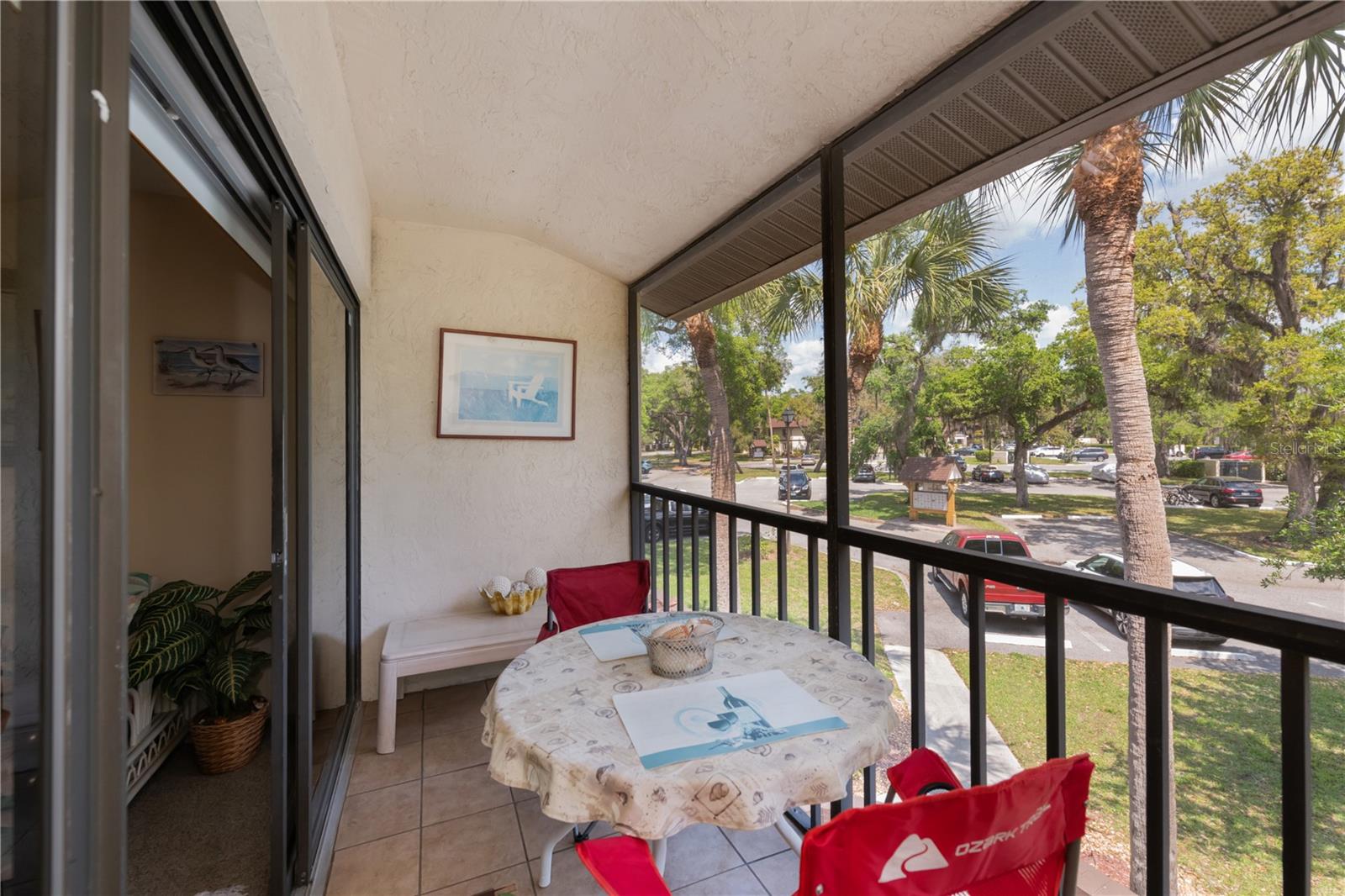 OAKS 03 - Residential