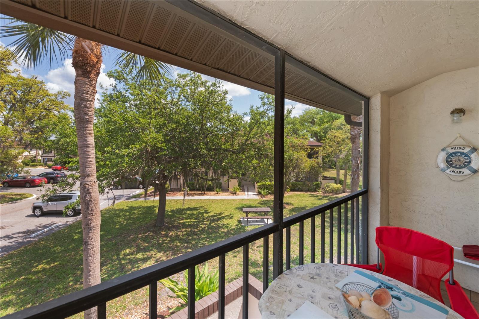 OAKS 03 - Residential