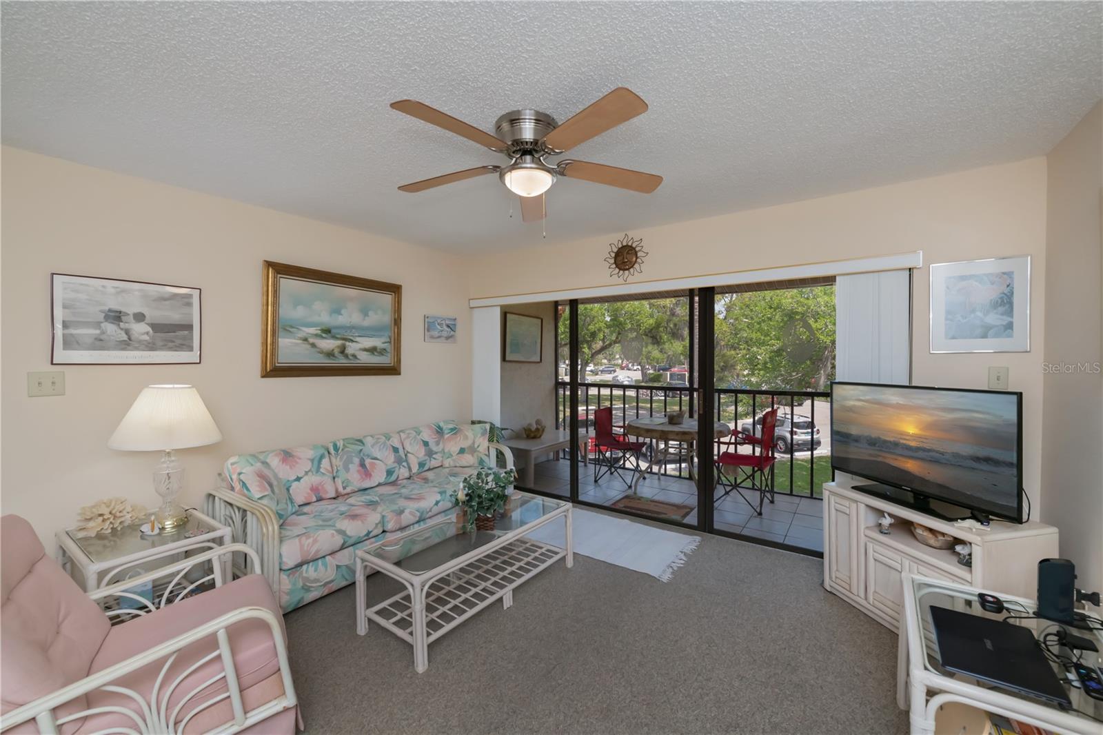 OAKS 03 - Residential