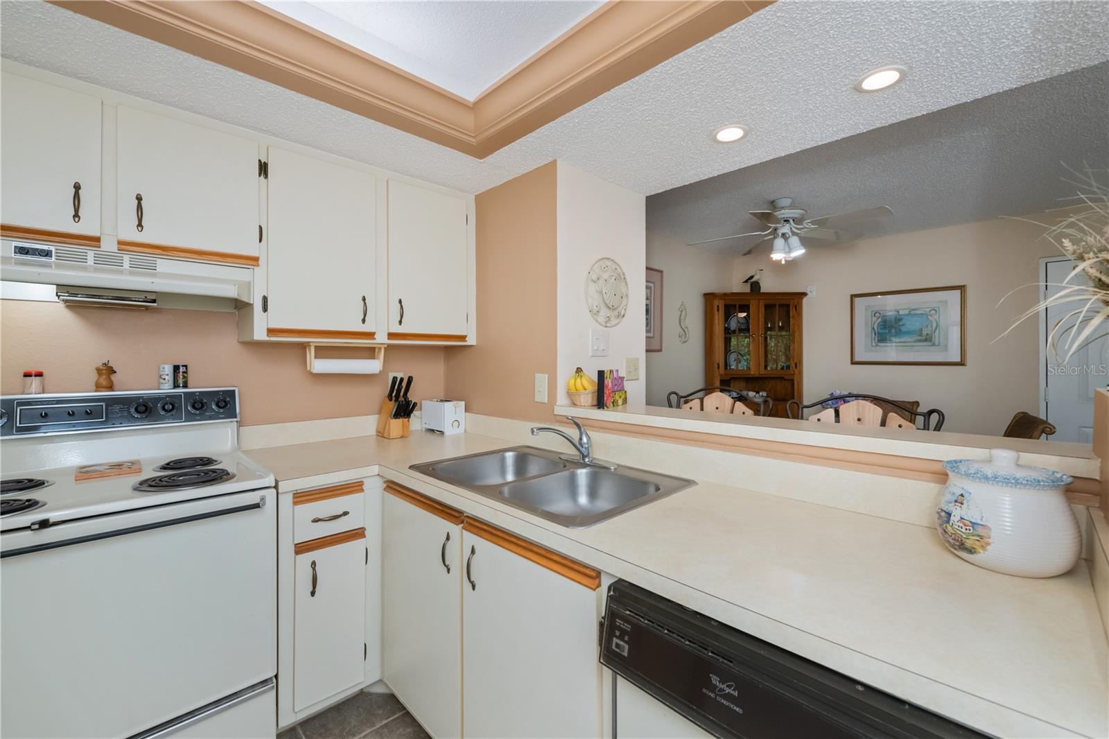 OAKS 03 - Residential