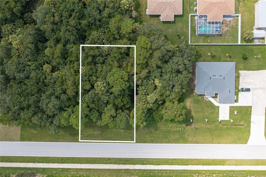 Take a look at this great 80x125 lot, just a short drive from the beautiful Port Charlotte beaches. It's located in a nice, quiet area surrounded by friendly neighborhoods, making it a perfect spot for building or investment. There's plenty of potential here for development. We also have a few more lots like this one, so if you're interested or want to know more, don't hesitate to reach out. We're happy to answer any questions you may have or help you with the next steps.