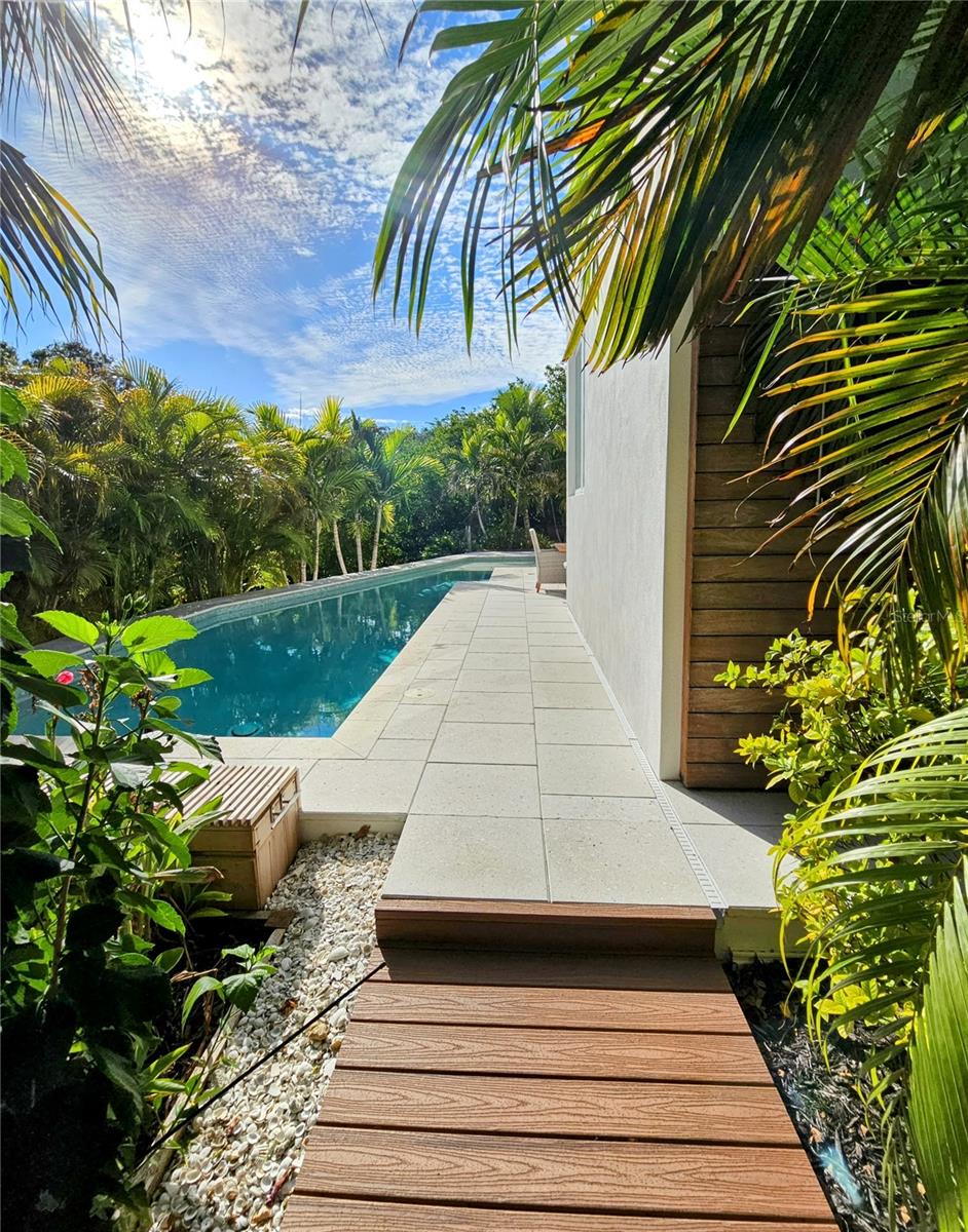PHILLIPPI COVE - Residential Lease