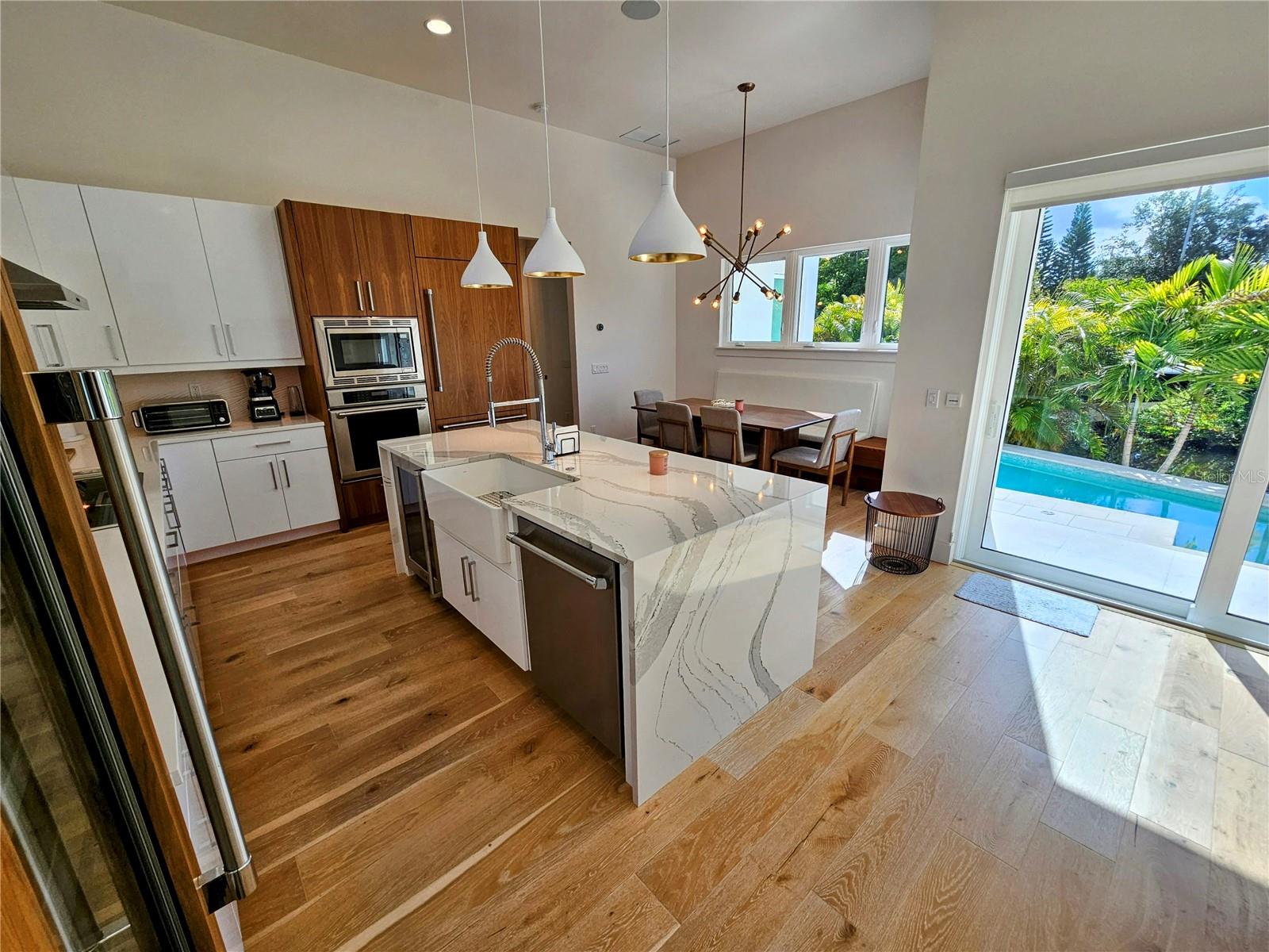 PHILLIPPI COVE - Residential Lease