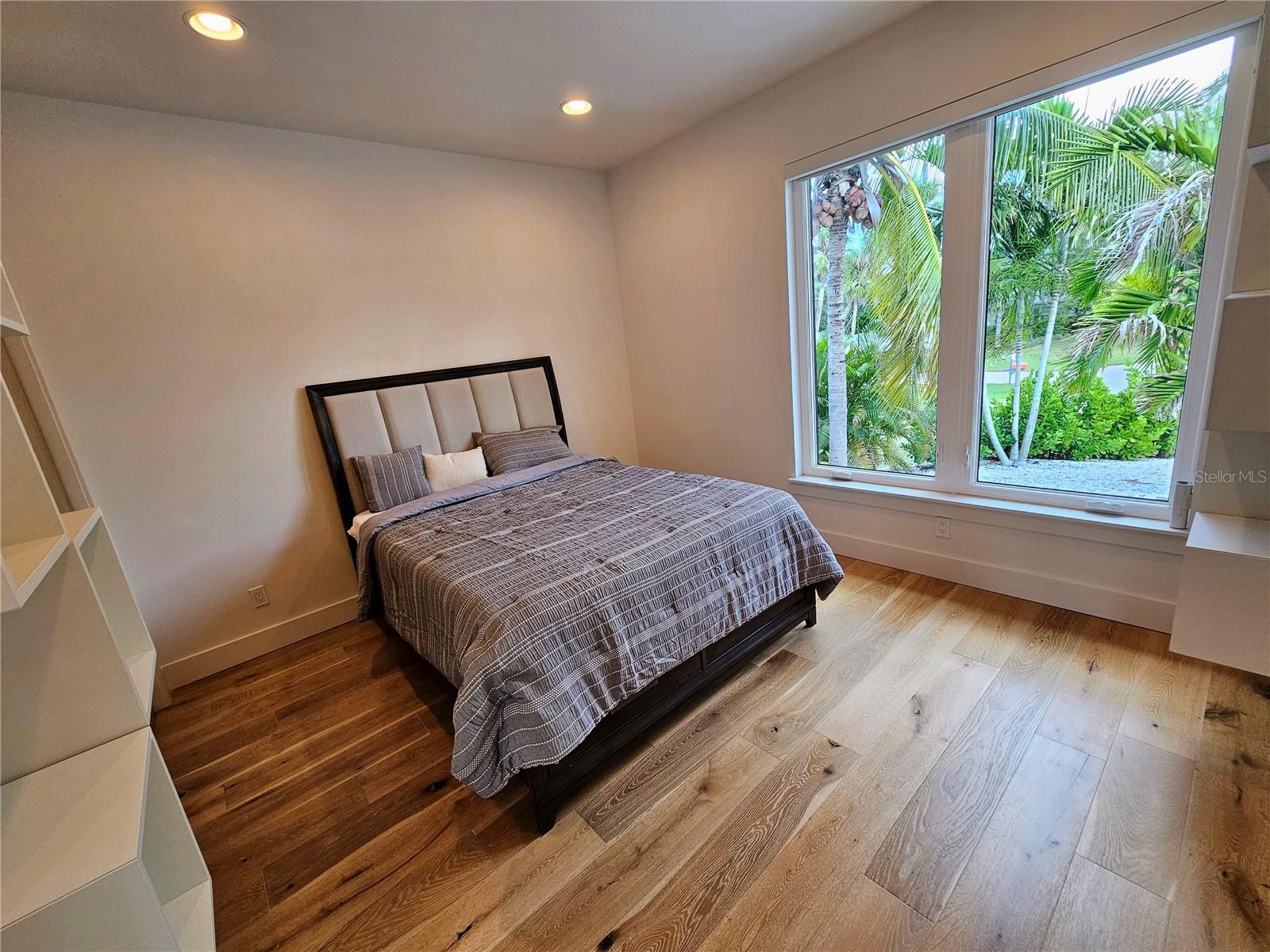 PHILLIPPI COVE - Residential Lease