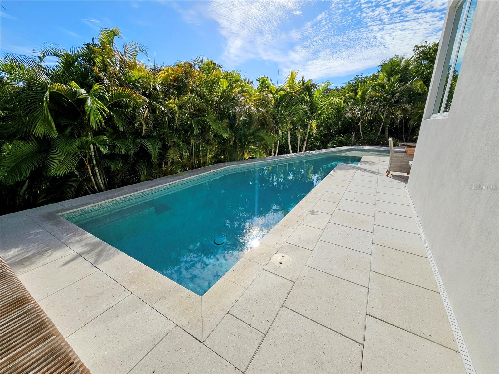 PHILLIPPI COVE - Residential Lease
