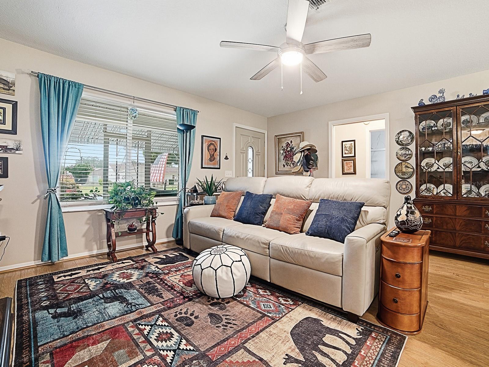 1507 GARDENA COURT