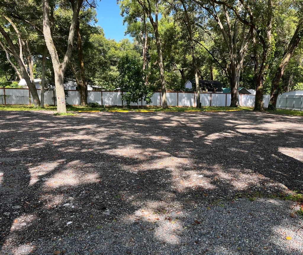 Photo of 10516 579 Highway, Thonotosassa, FL 33592 (MLS # TB8436374)