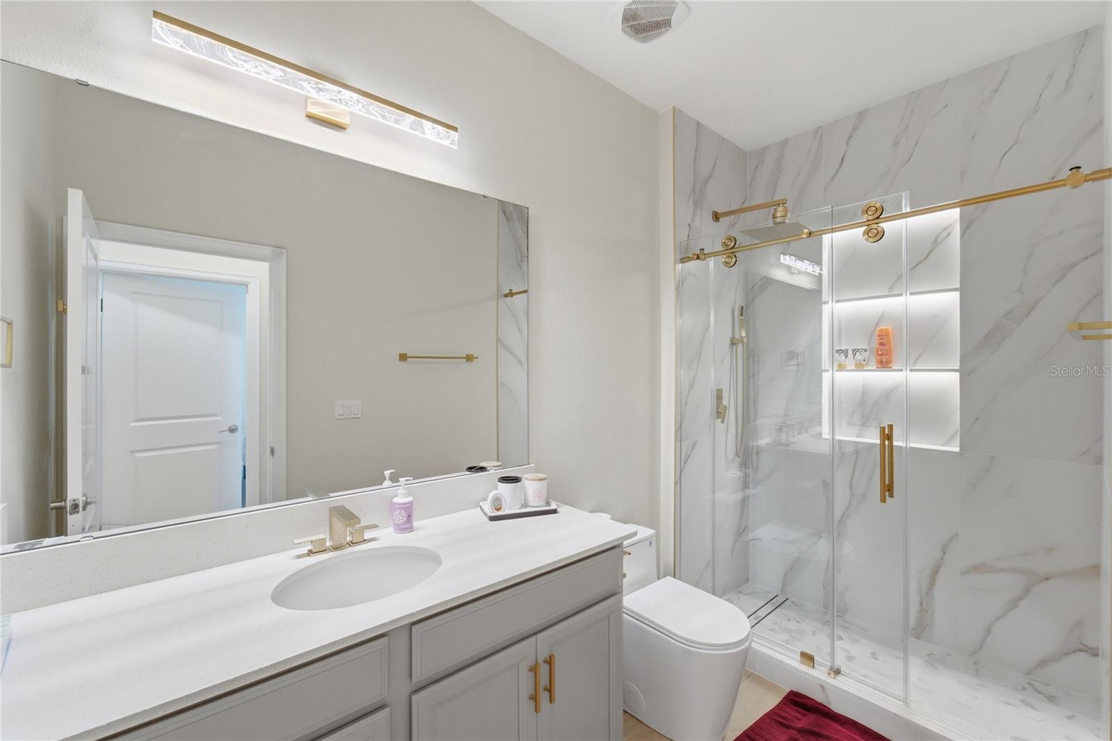 PANTHER VIEW - Residential Lease