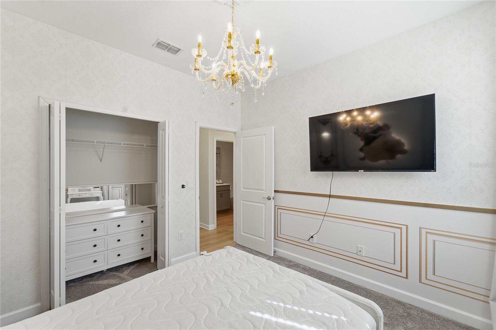 PANTHER VIEW - Residential Lease