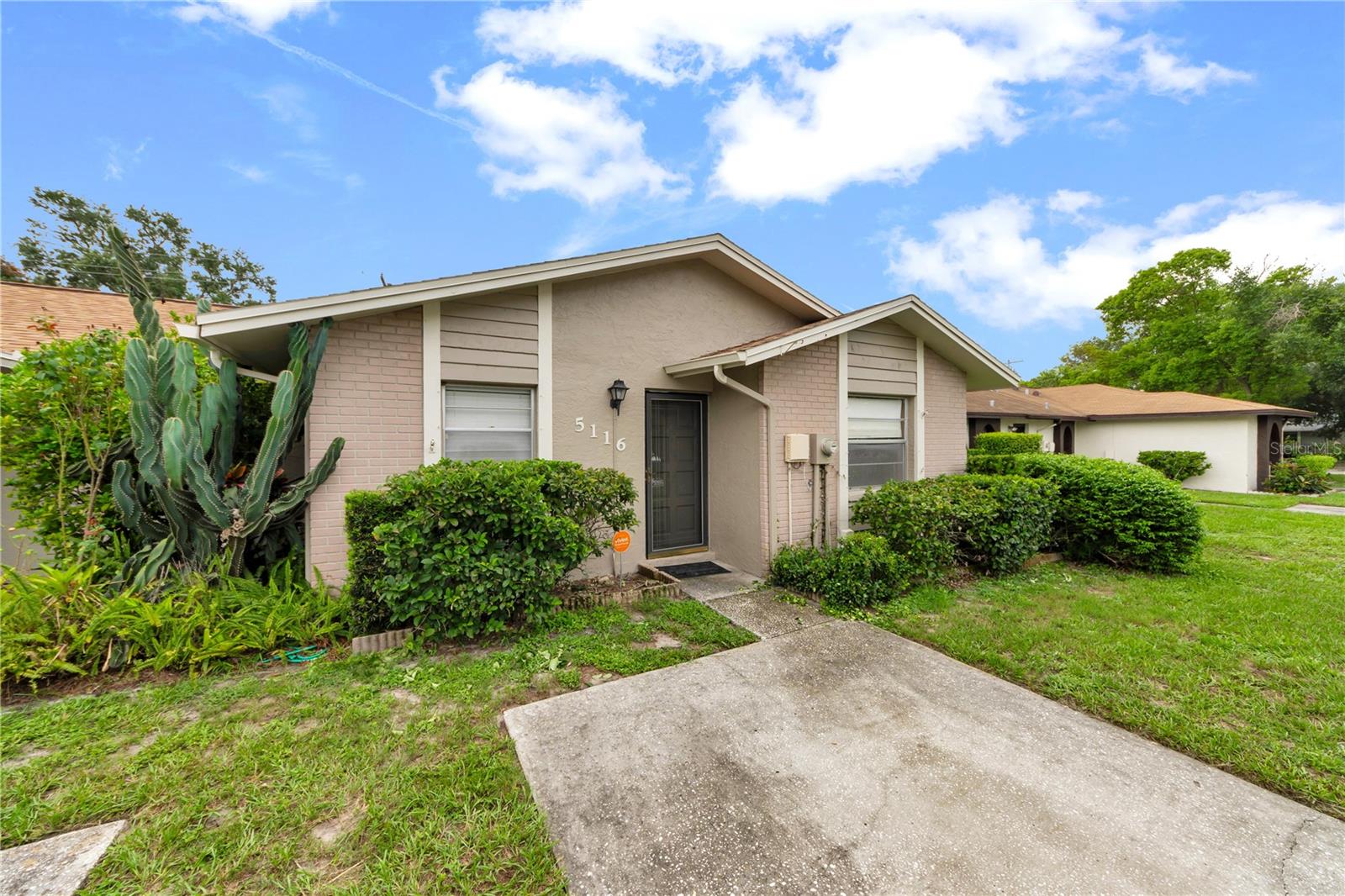 5116 LESHER COURT