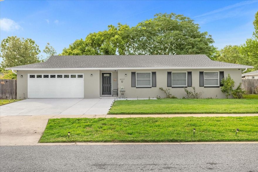 Location!! Don't miss this beautiful fully renovated home in EAST BAY community the Heart of Dr Phillips!
Pool home with 4Bed/3 full bath.
oversized fenced backyard with a nice pool.
House was fully renovated open floor plan updated kitchen with granite counter top.
Roof 2021 / HVAC 2021
