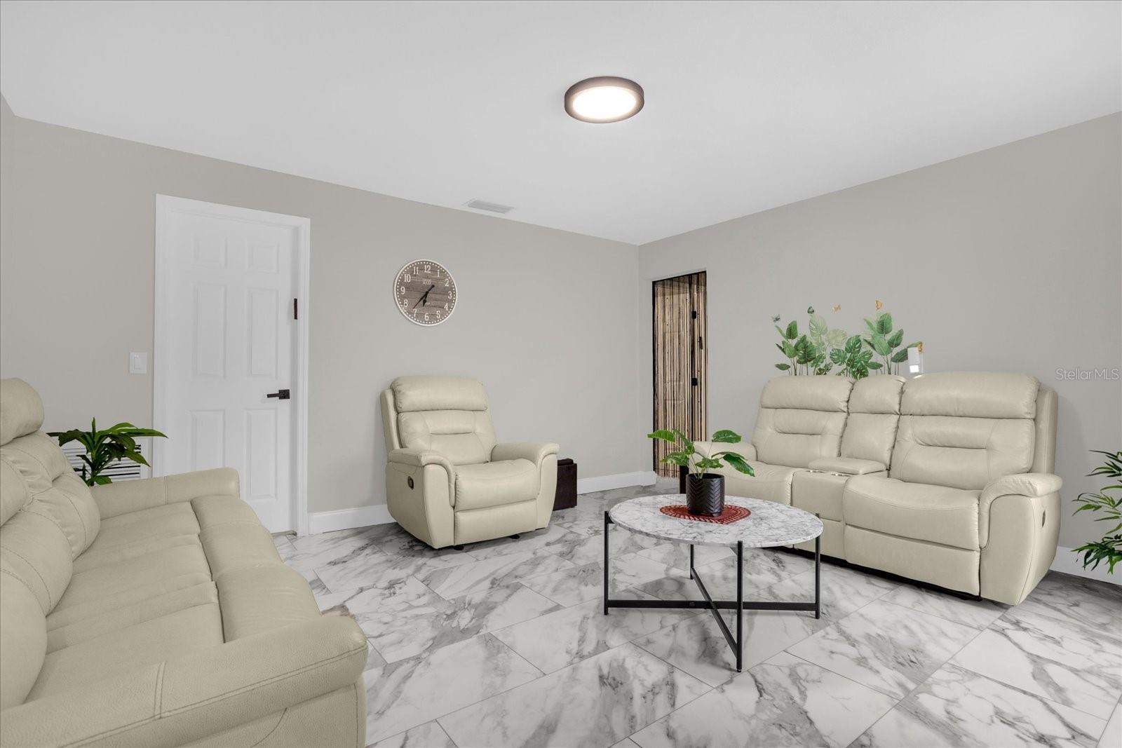 SAND LAKE HILLS SEC 01 - Residential