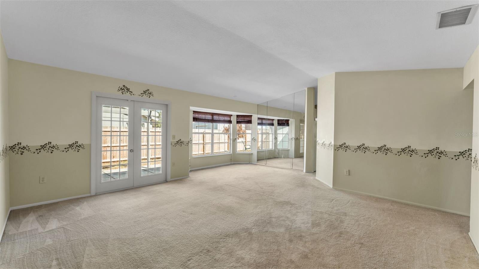 WHISPER LAKE I - Residential