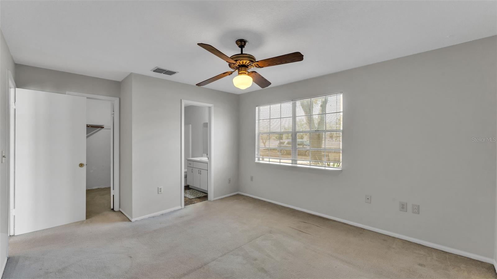 WHISPER LAKE I - Residential