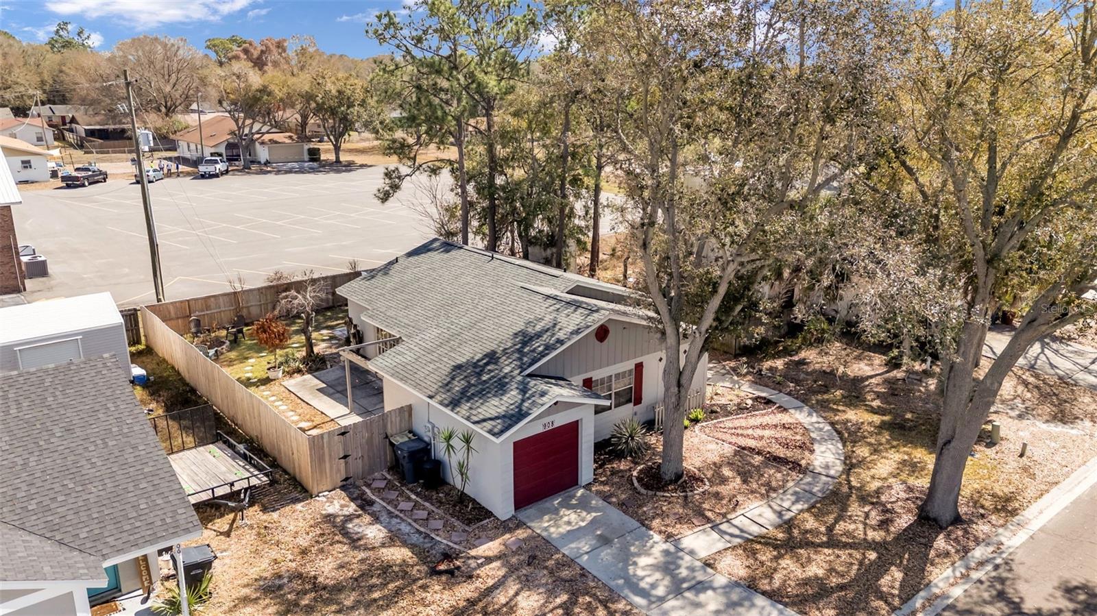 WHISPER LAKE I - Residential