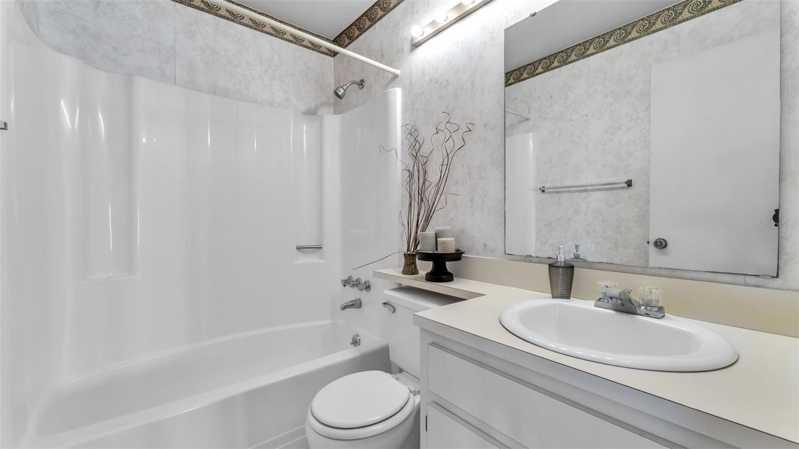 WHISPER LAKE I - Residential