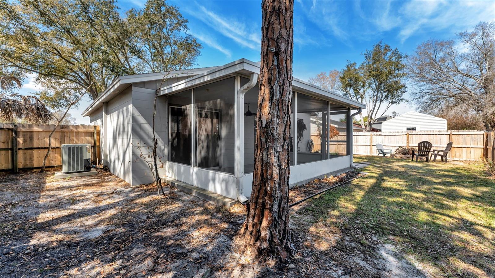 WHISPER LAKE I - Residential