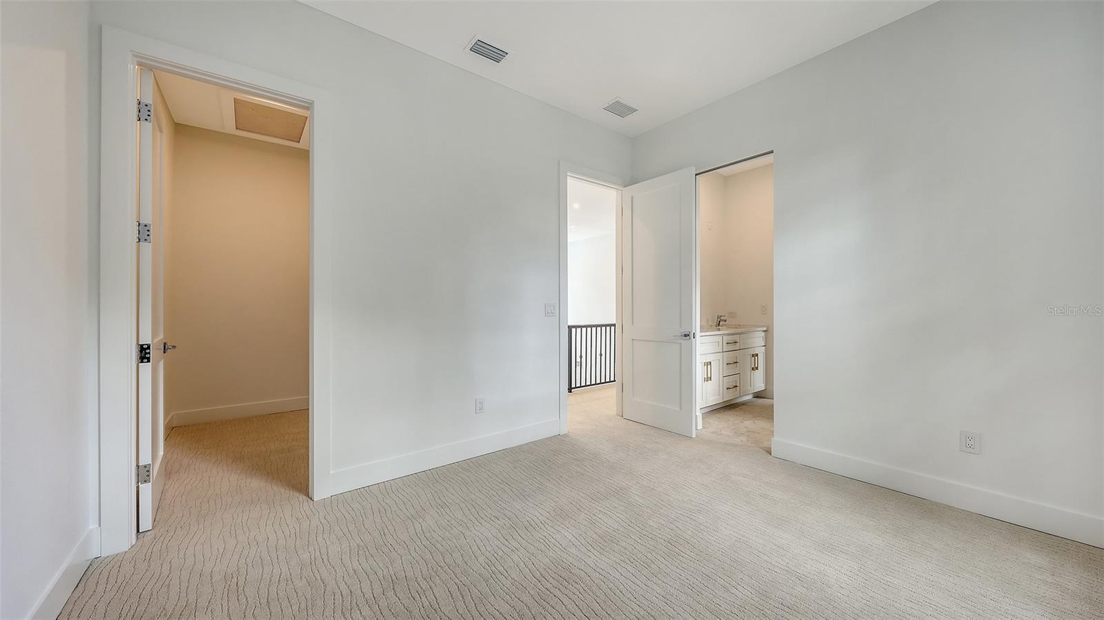 GRANADA - Residential