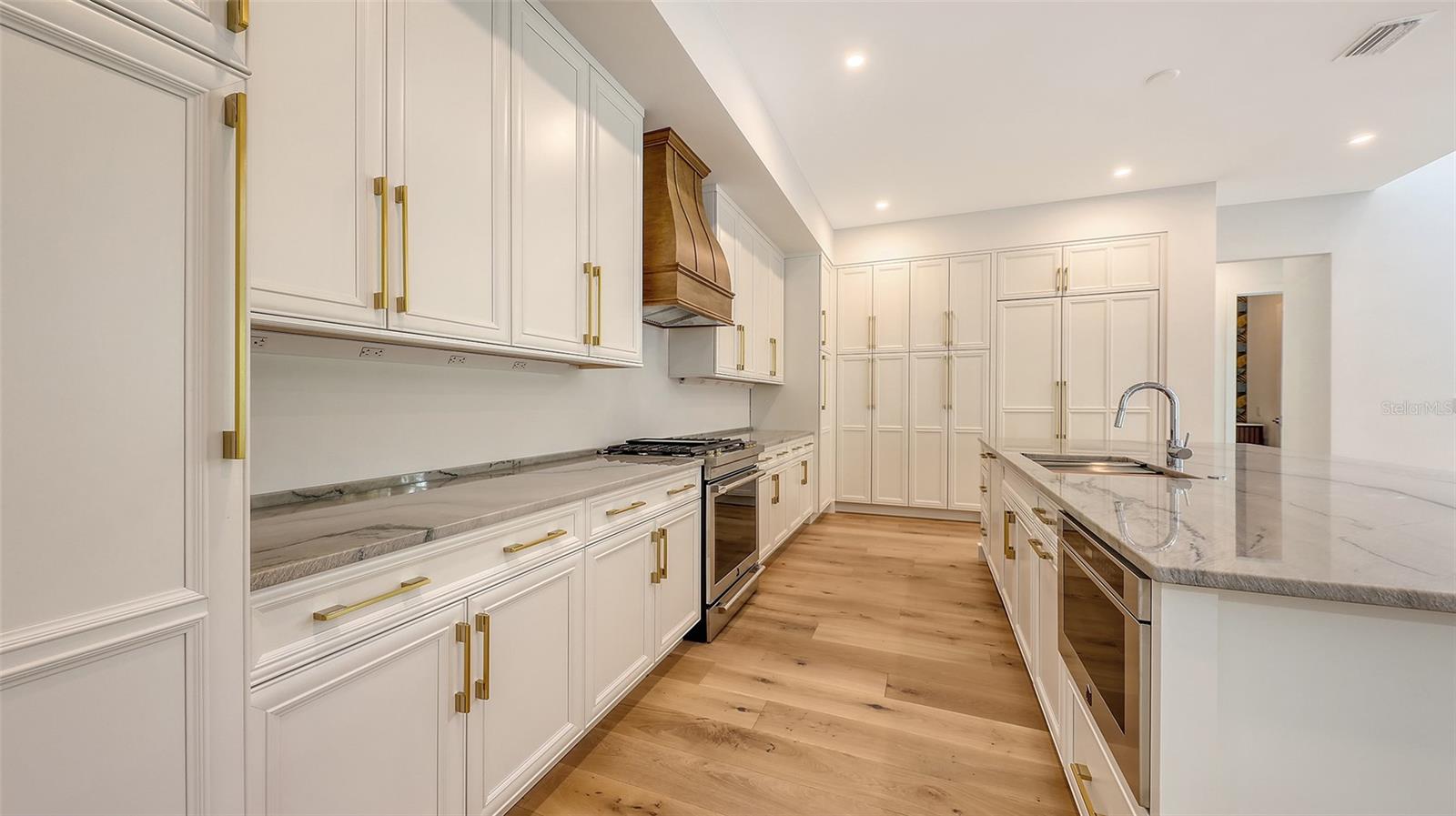 GRANADA - Residential