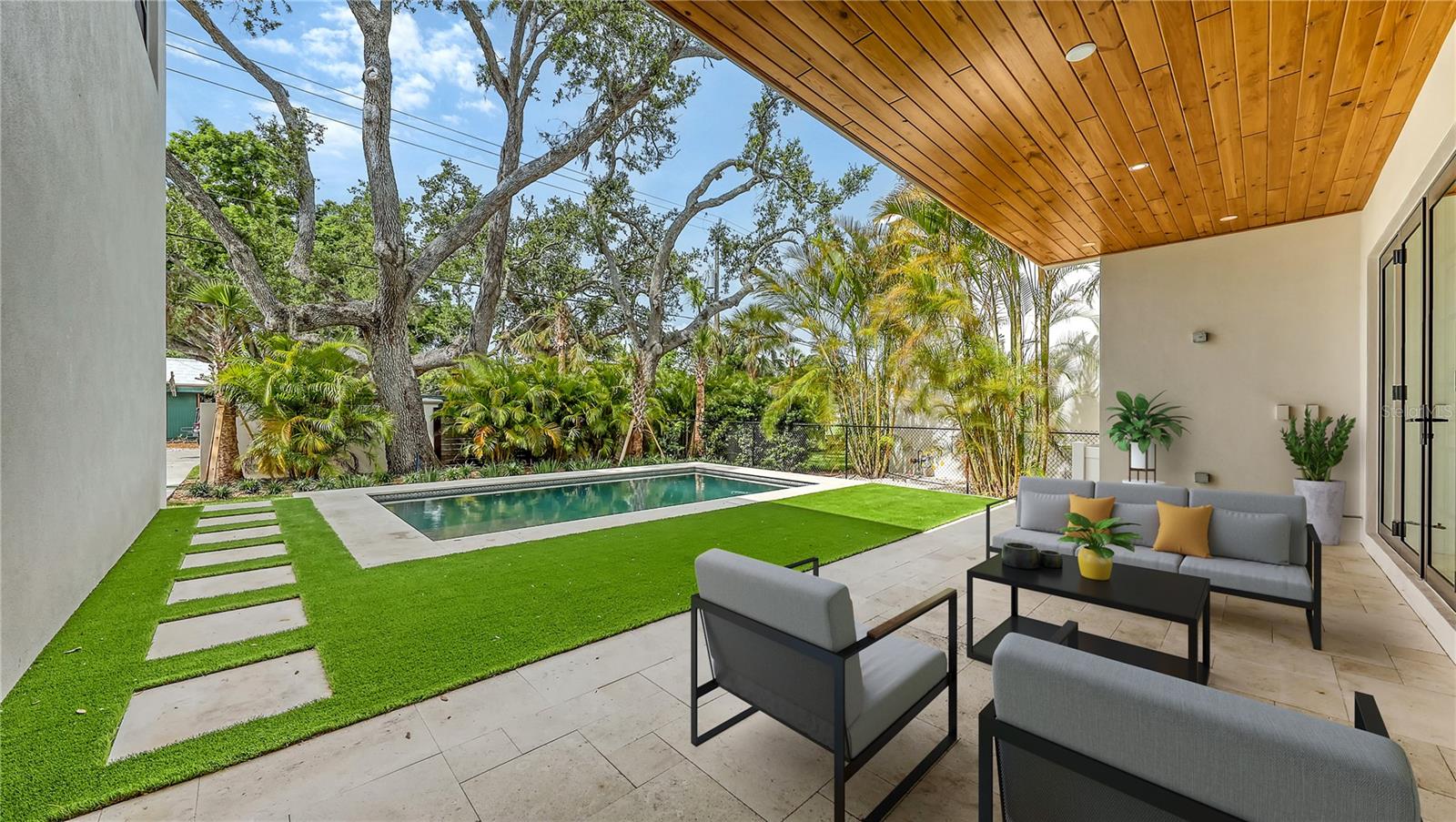 GRANADA - Residential