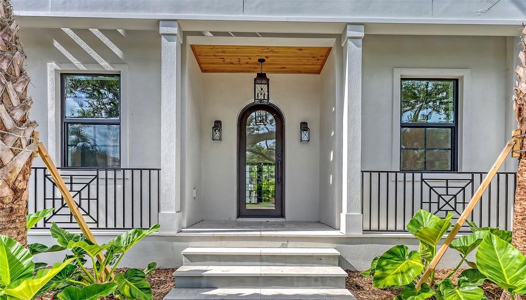 Photo of 1658 Bonita Lane, Sarasota, FL 34239 (MLS # A4656068)