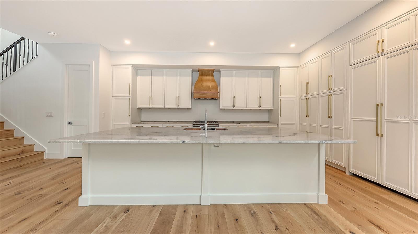 1658 BONITA LANE