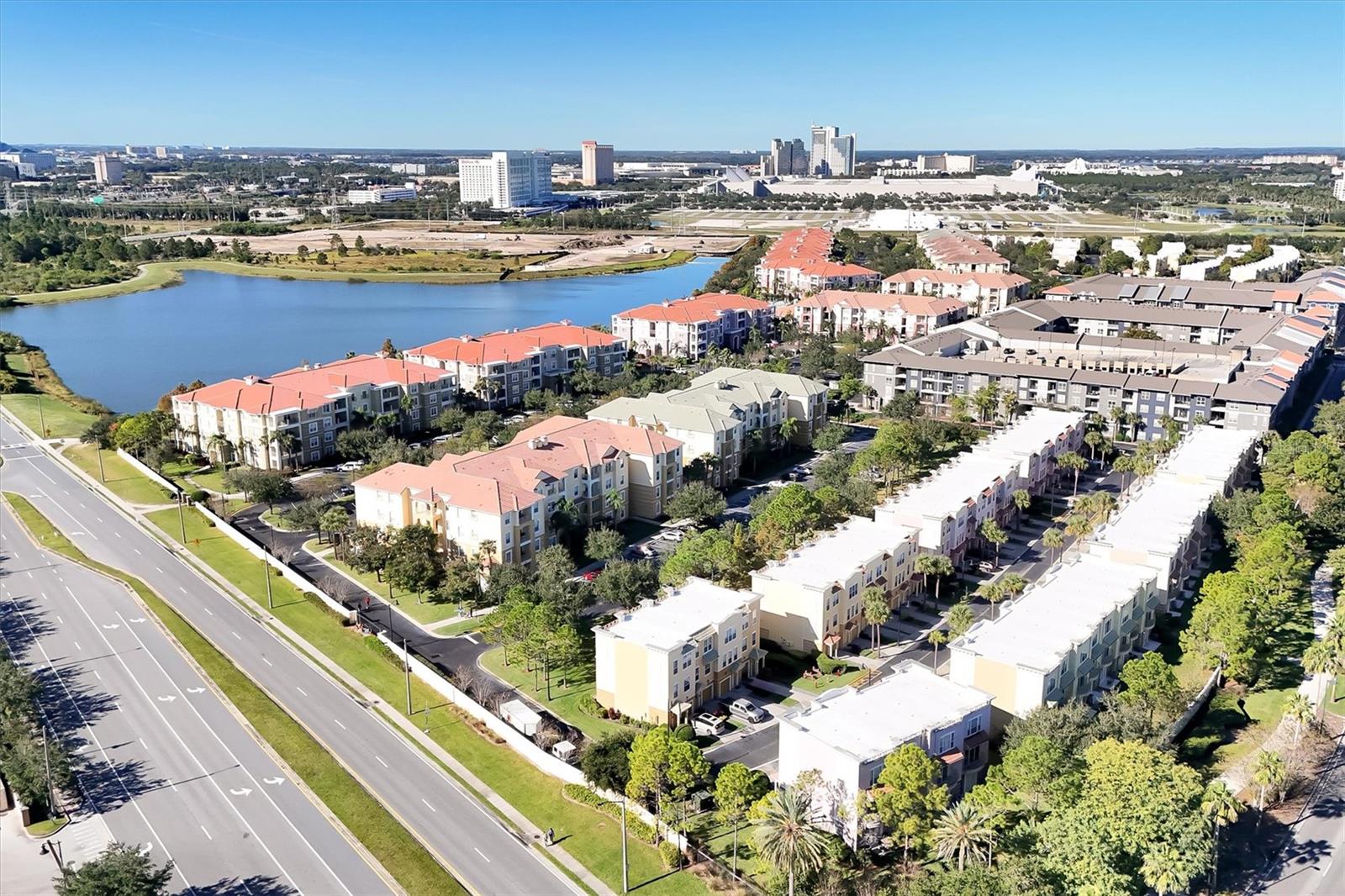VISTA CAY / BAYSHORE - Residential
