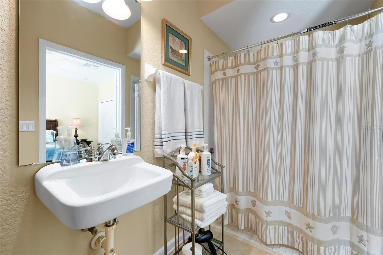 VISTA CAY / BAYSHORE - Residential