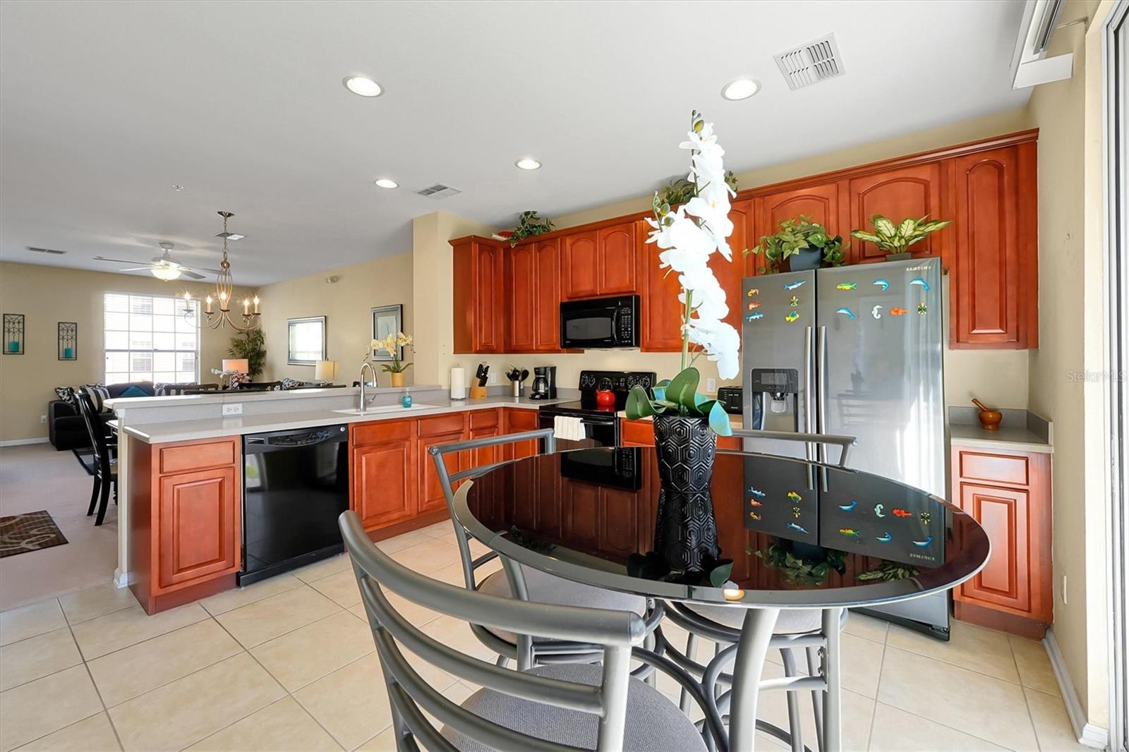 VISTA CAY / BAYSHORE - Residential