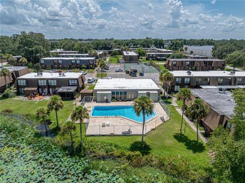 A home in LAKELAND