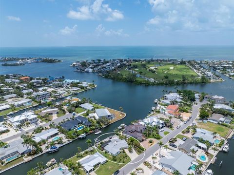 524 70TH STREET HOLMES BEACH FL 34217