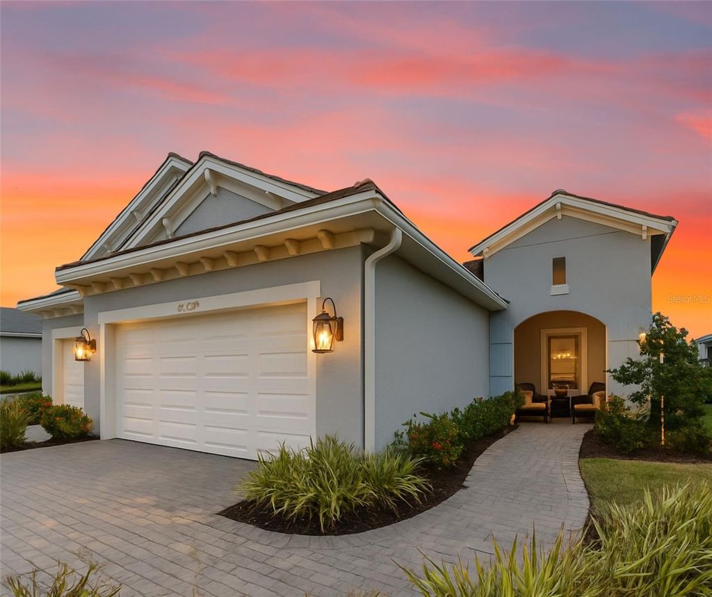 Photo of 18002 Franklin Park Court, Venice, FL 34293 (MLS # N6141727)