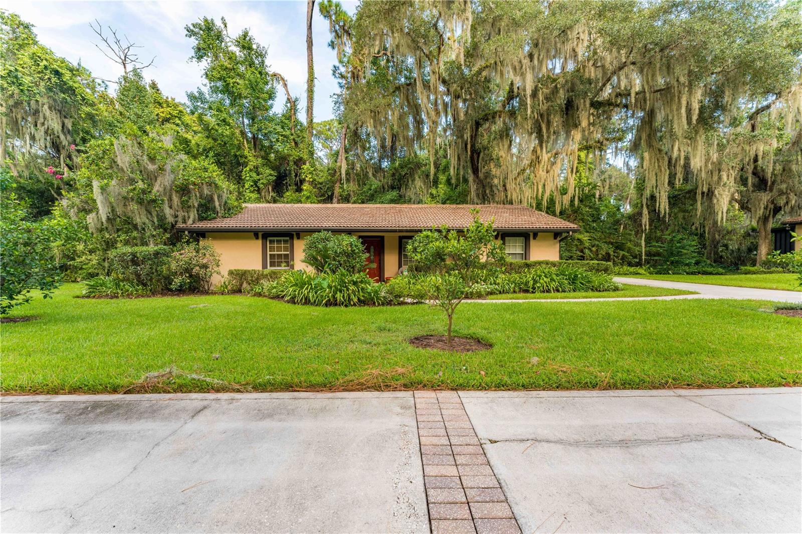 COLEE COVE ESTATES - Residential