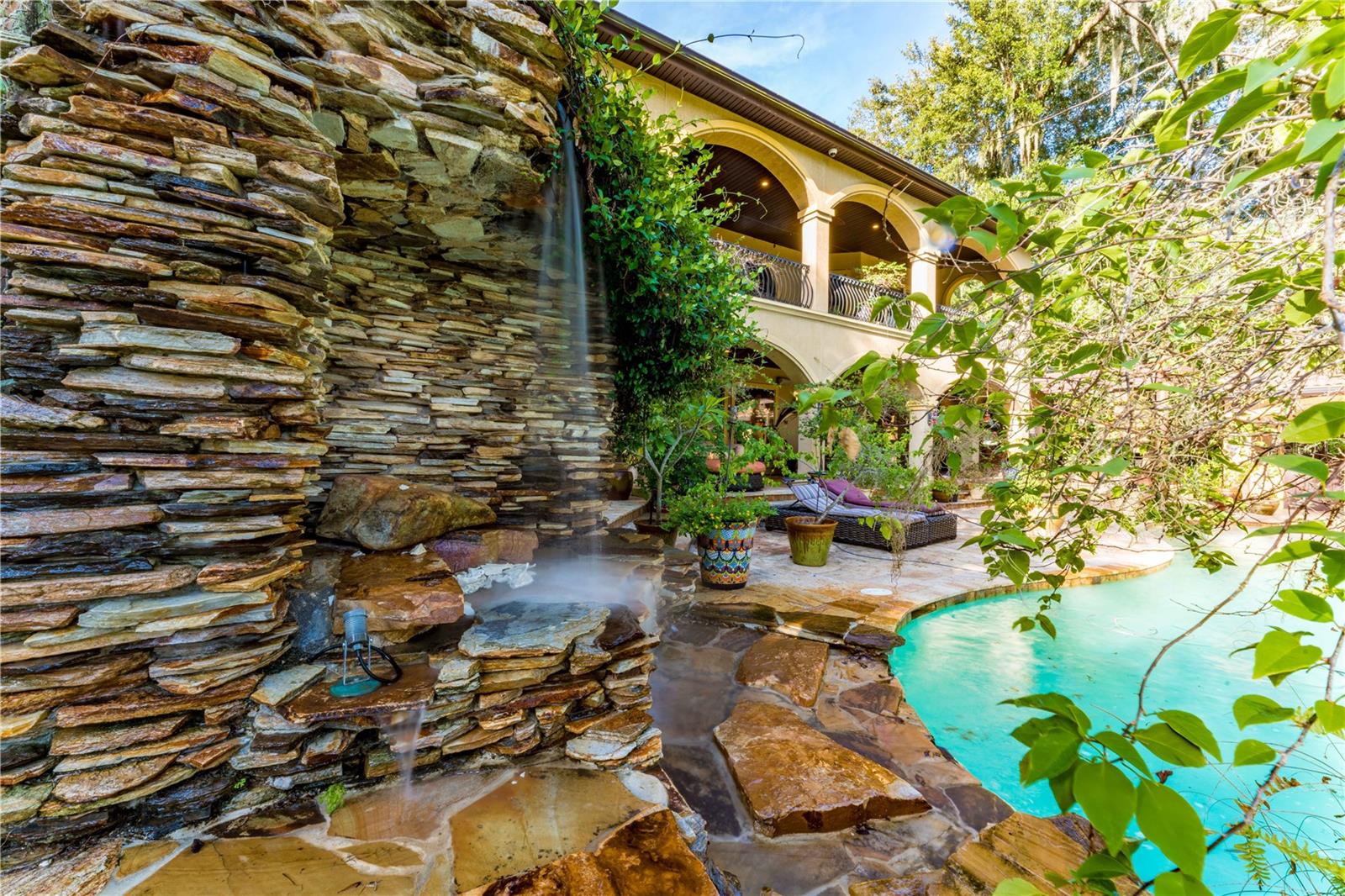 COLEE COVE ESTATES - Residential