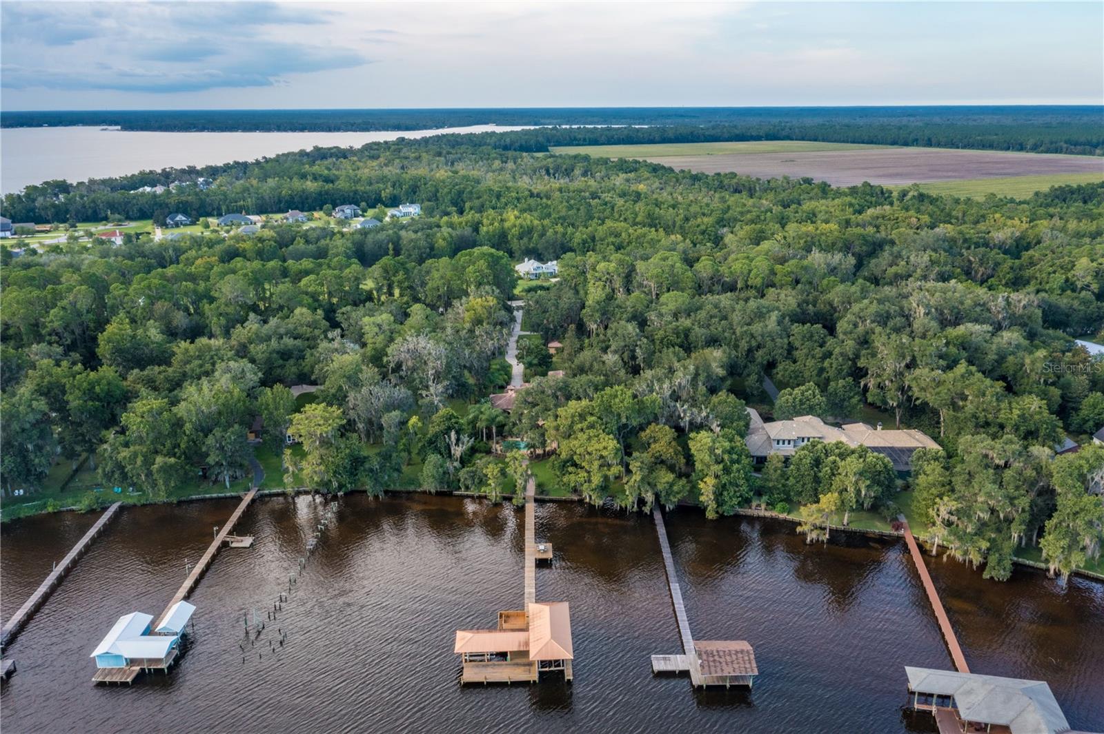 COLEE COVE ESTATES - Residential