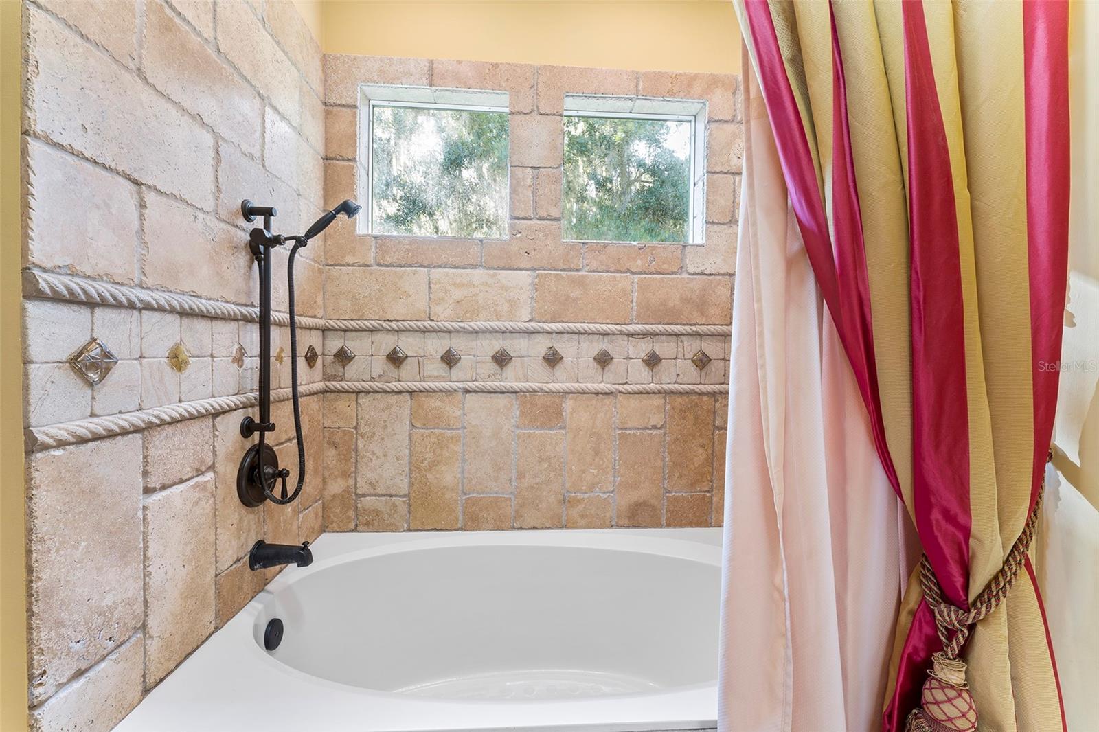 COLEE COVE ESTATES - Residential