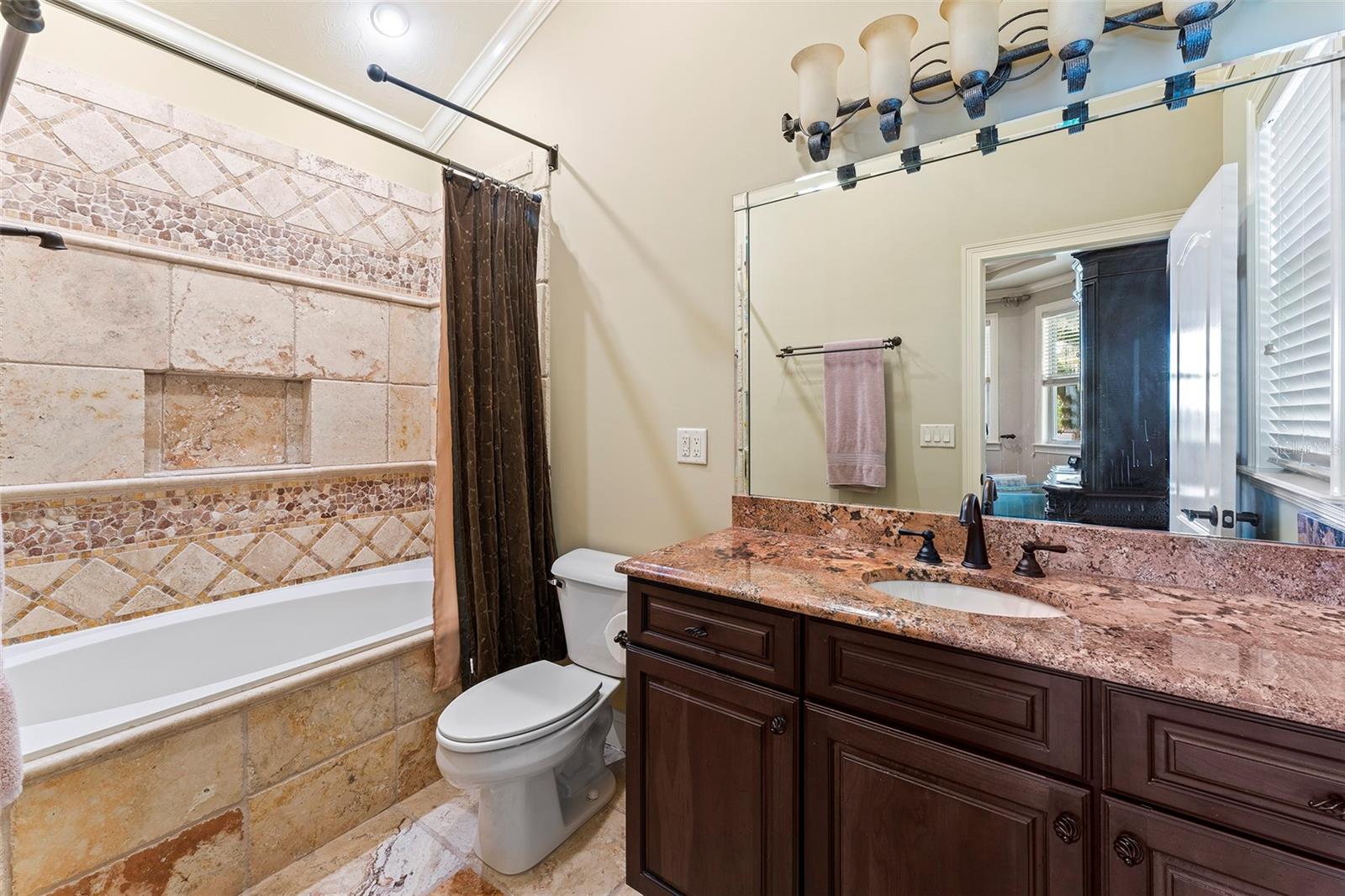 COLEE COVE ESTATES - Residential