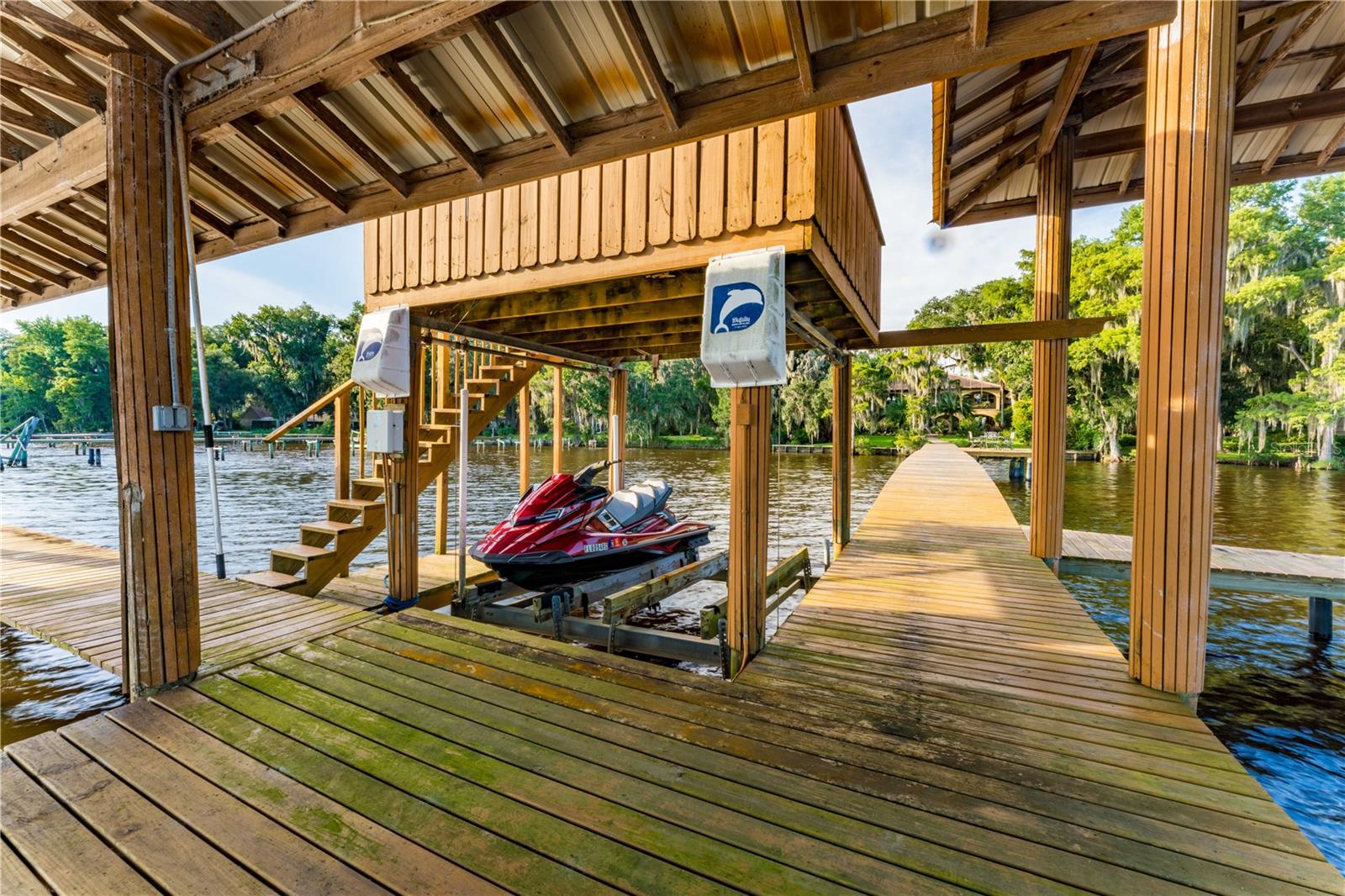 COLEE COVE ESTATES - Residential