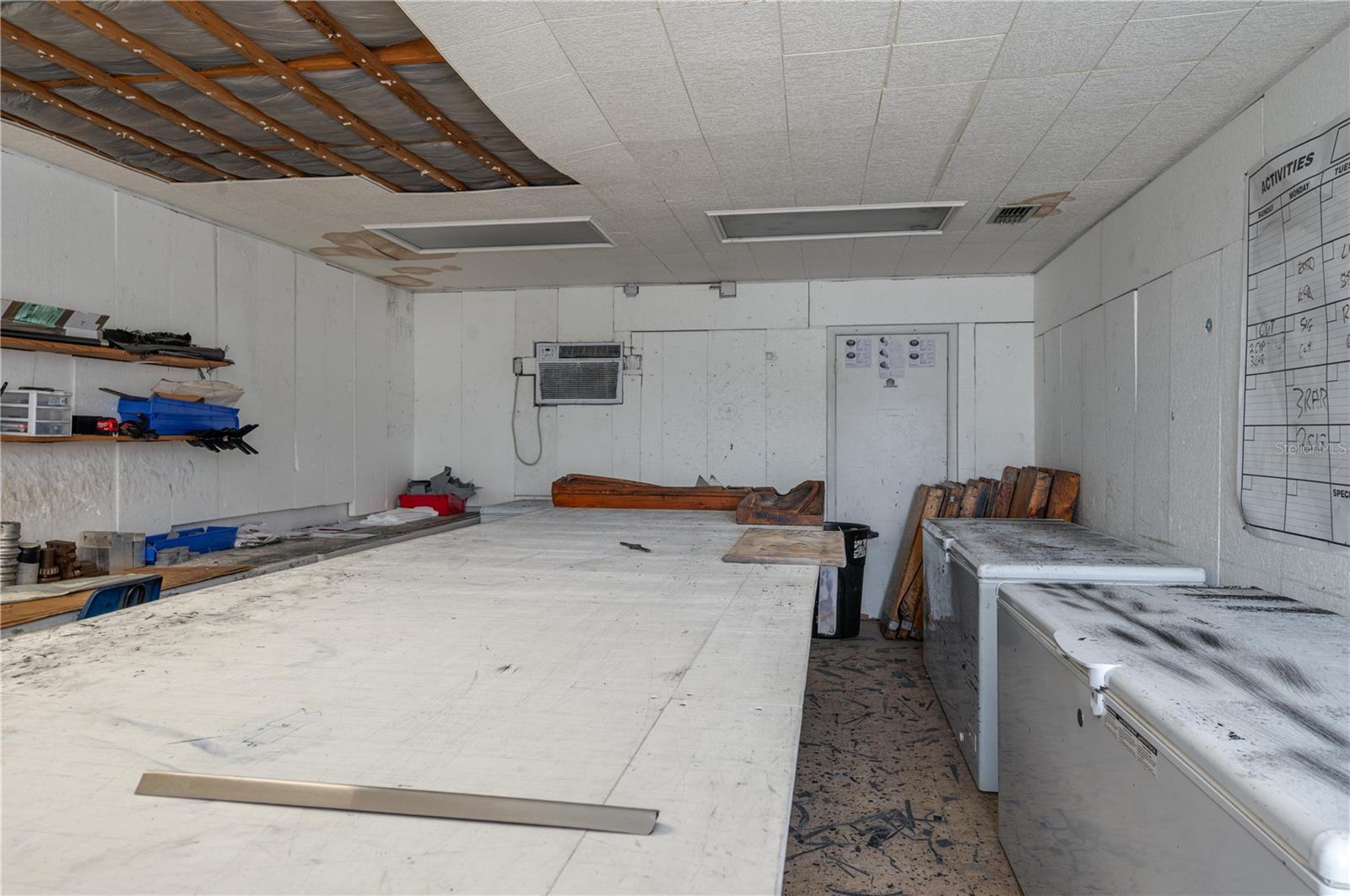 COUNTRY CLUB ESTATES - Commercial Sale