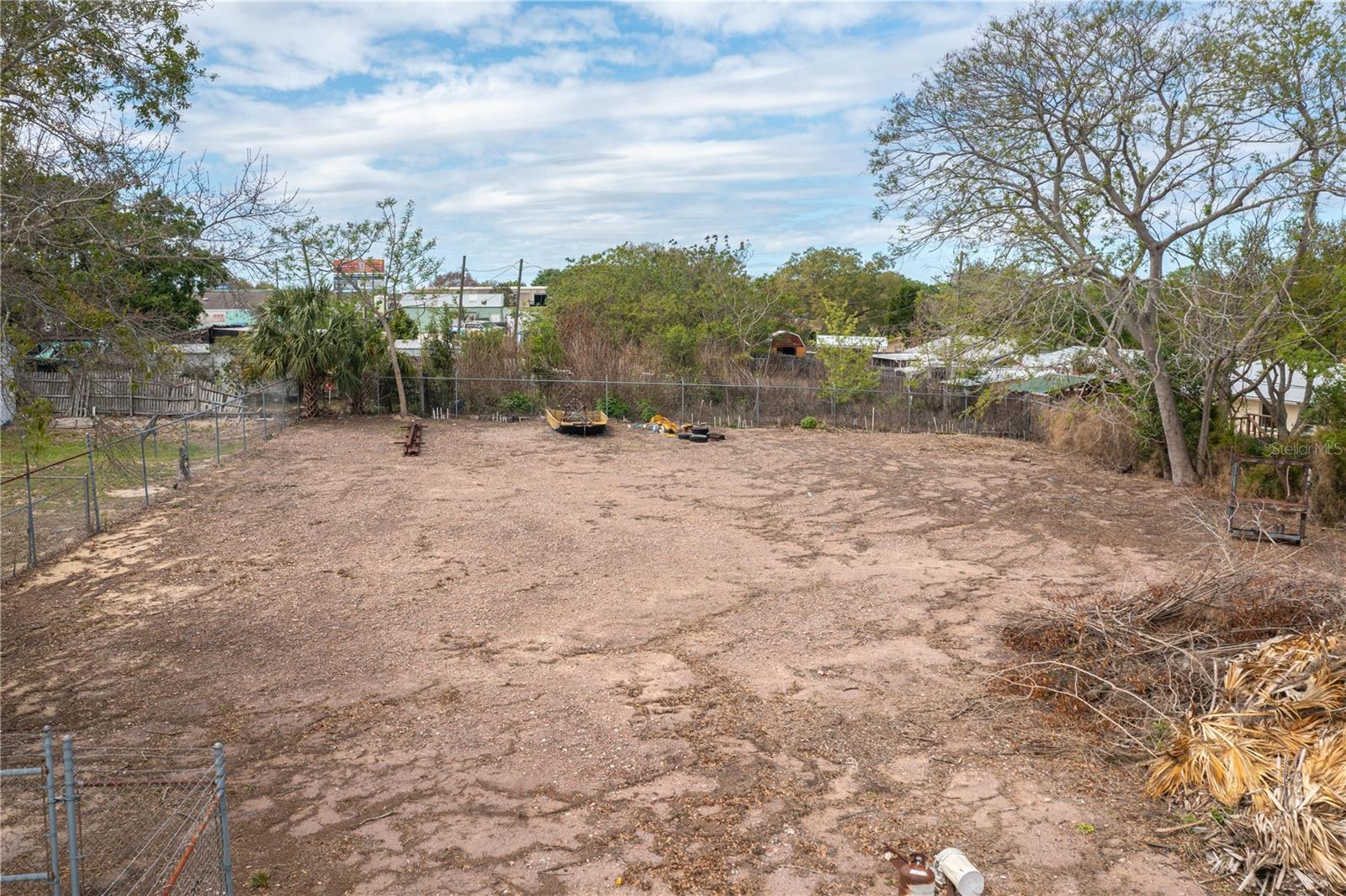 COUNTRY CLUB ESTATES - Commercial Sale