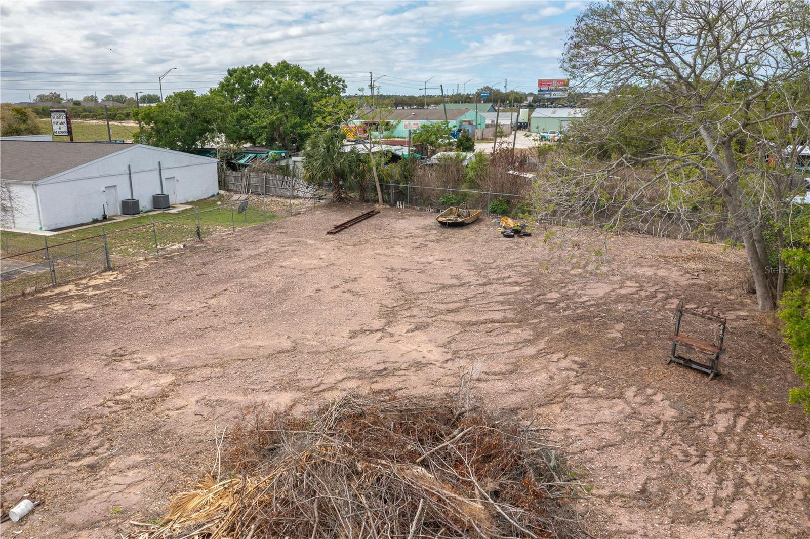 COUNTRY CLUB ESTATES - Commercial Sale