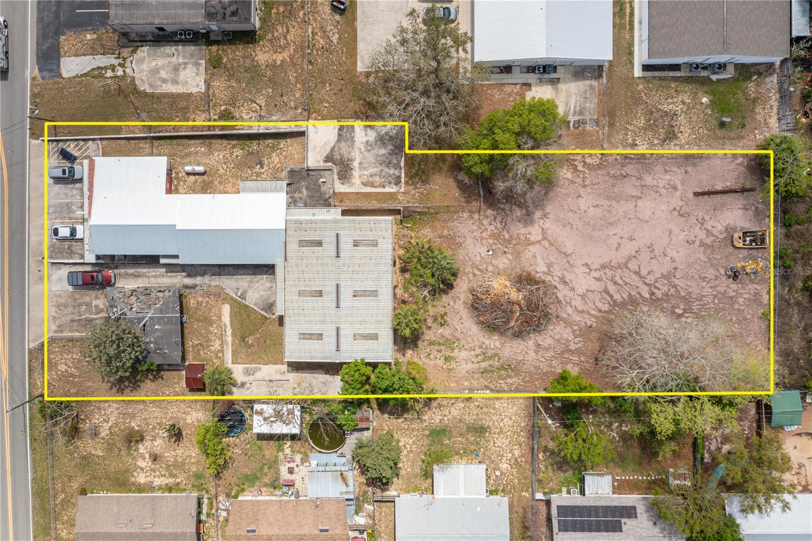 COUNTRY CLUB ESTATES - Commercial Sale