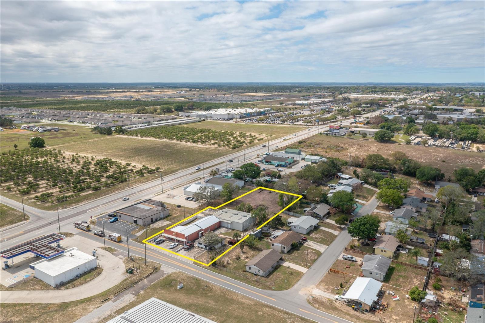 COUNTRY CLUB ESTATES - Commercial Sale