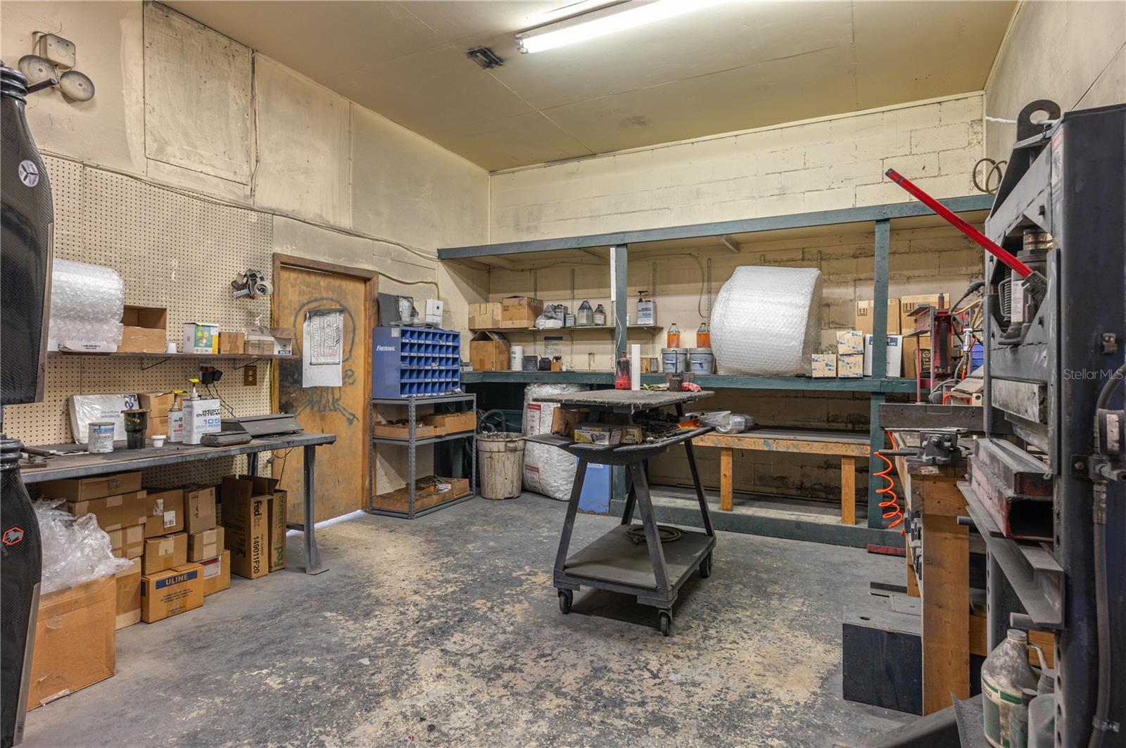 COUNTRY CLUB ESTATES - Commercial Sale