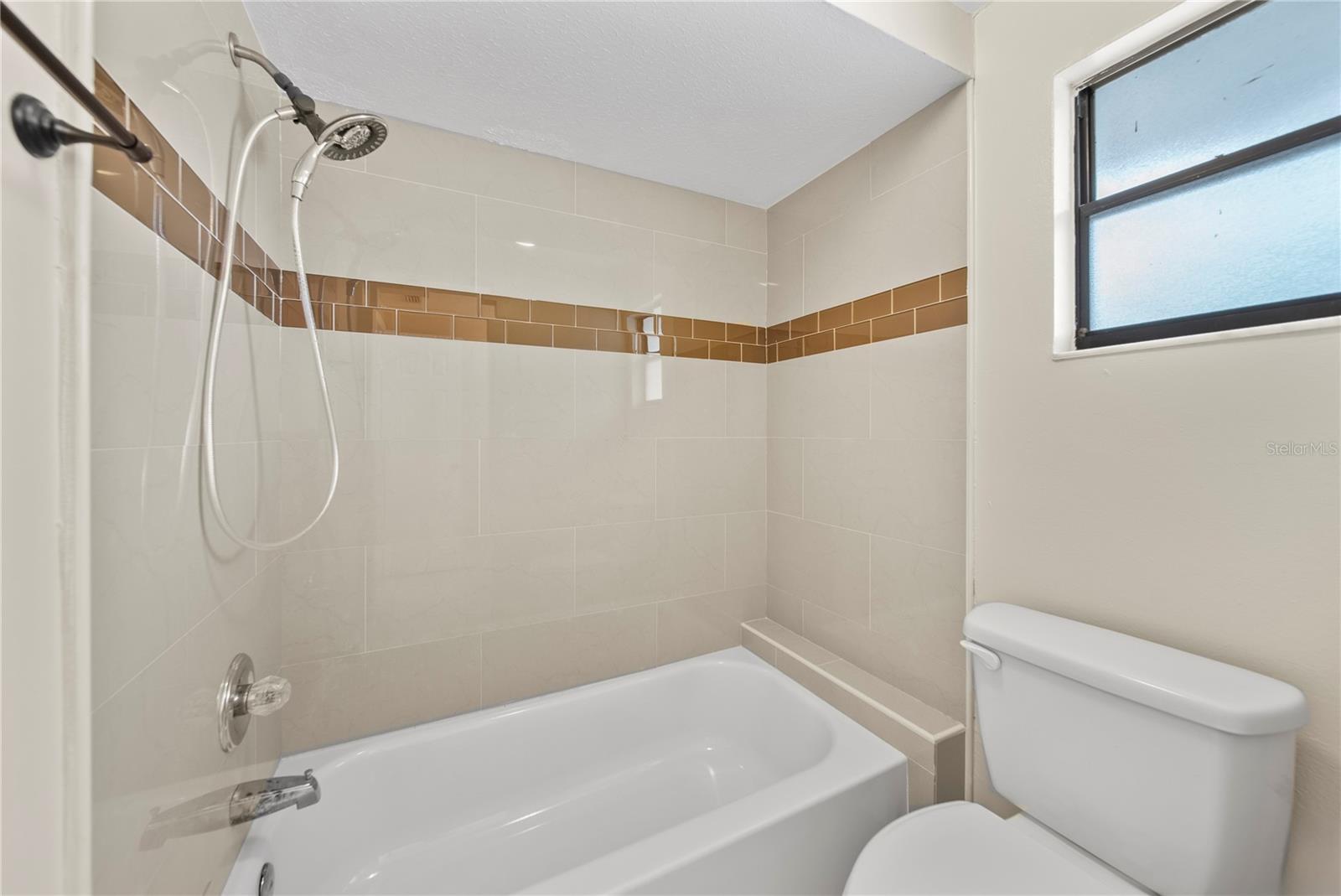 COUNTRY PLACE UNIT 5 - Residential