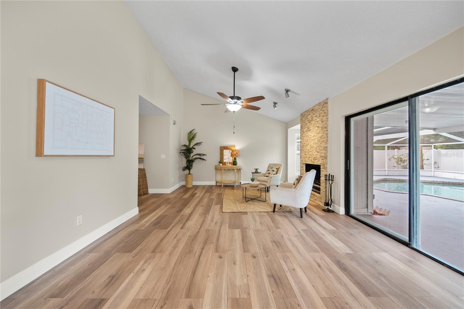 COUNTRY PLACE UNIT 5 - Residential