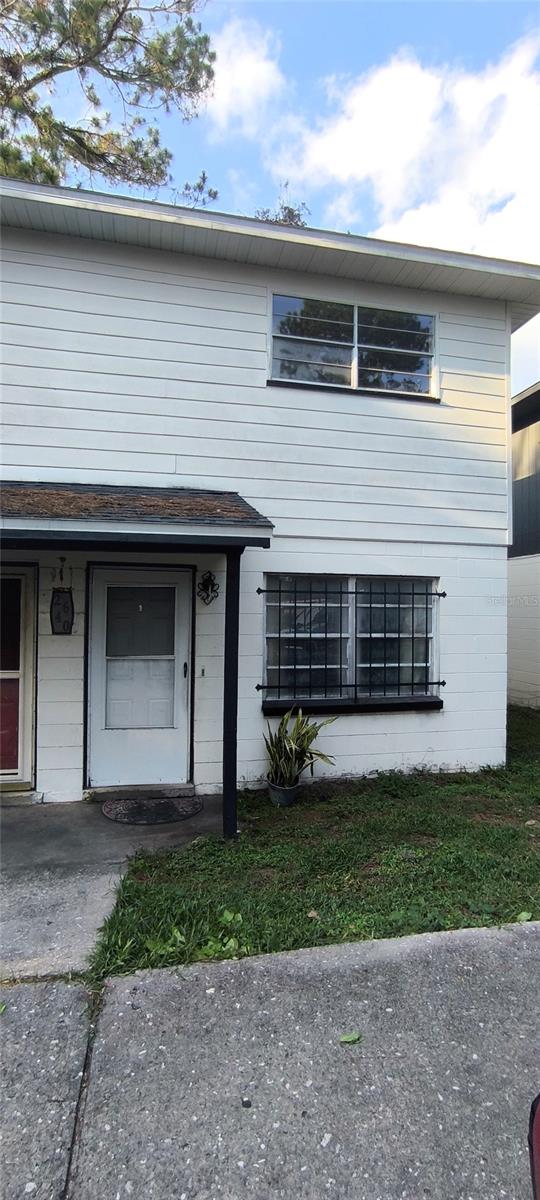 PHOENIX SUB NAPIER GRT - Residential Lease