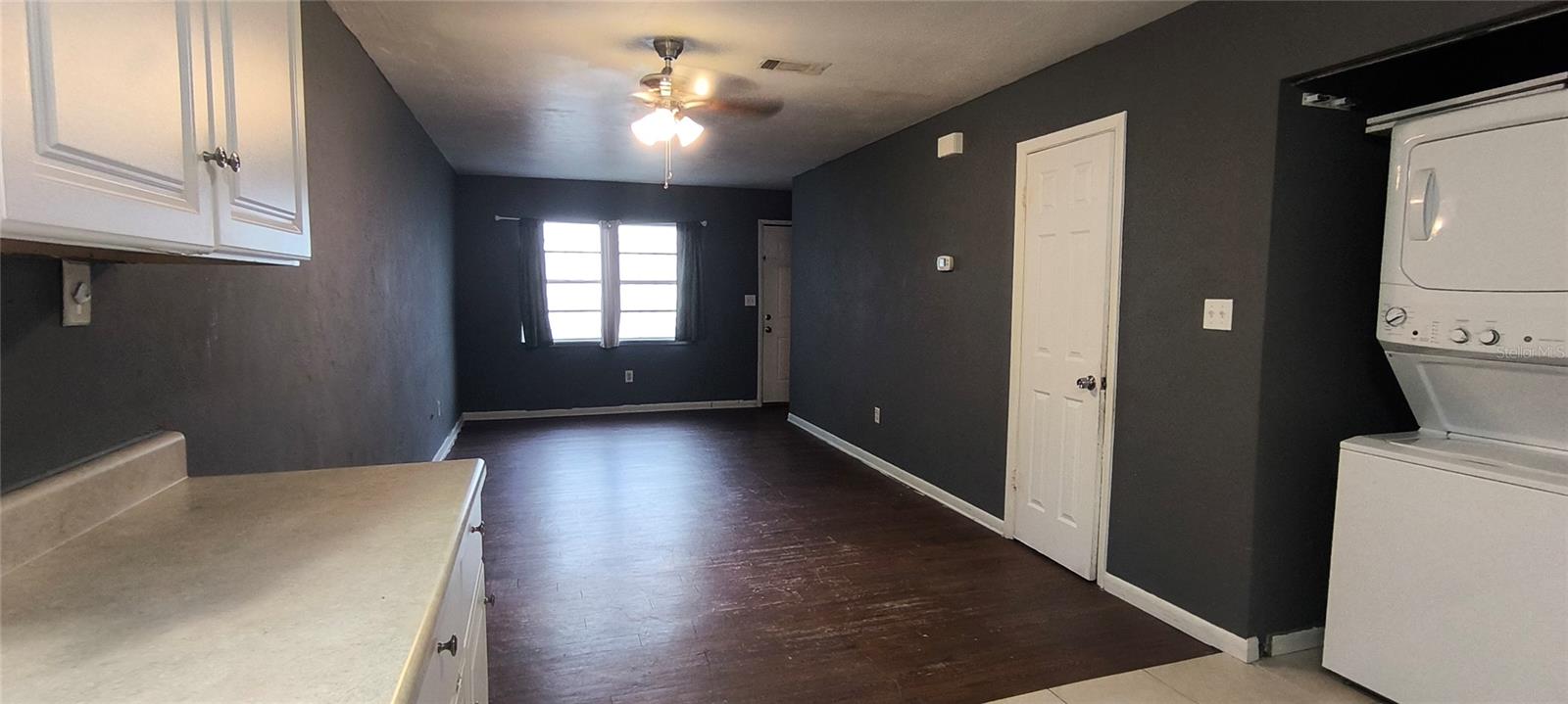 PHOENIX SUB NAPIER GRT - Residential Lease