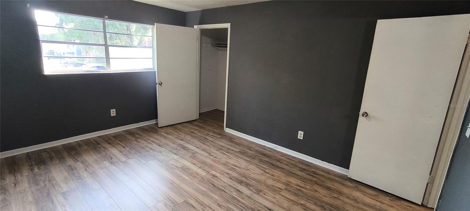 PHOENIX SUB NAPIER GRT - Residential Lease