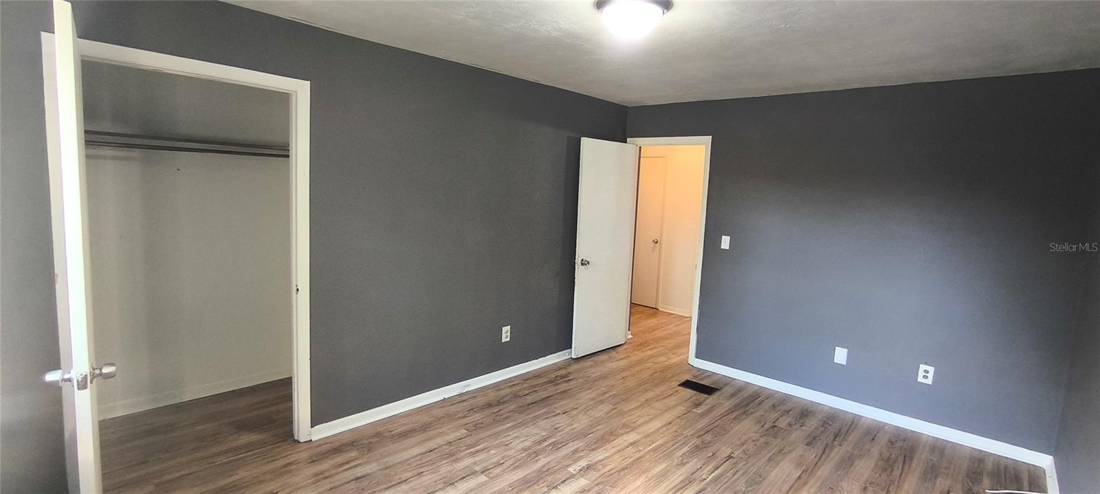 PHOENIX SUB NAPIER GRT - Residential Lease